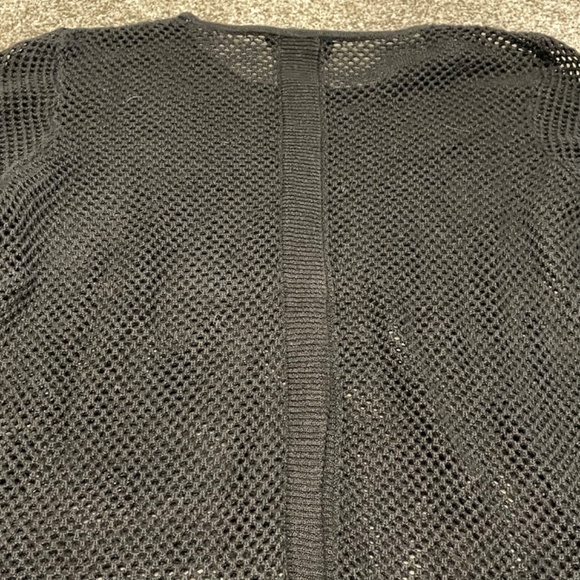 Generation Love Black Open Knit Pullover Long Sleeve Sweater Size Medium - Picture 7 of 9